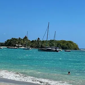 https://splendid-apartment-near-the-beach-2-minutes-walk.comcaribbean.com
