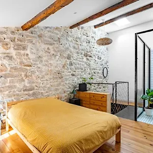 https://singulary-house-loft-with-ac-downtown.fr-provencehotel.com