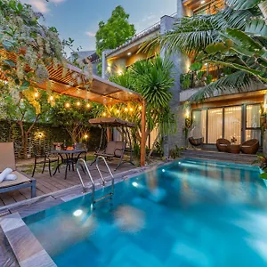  Villa Water
